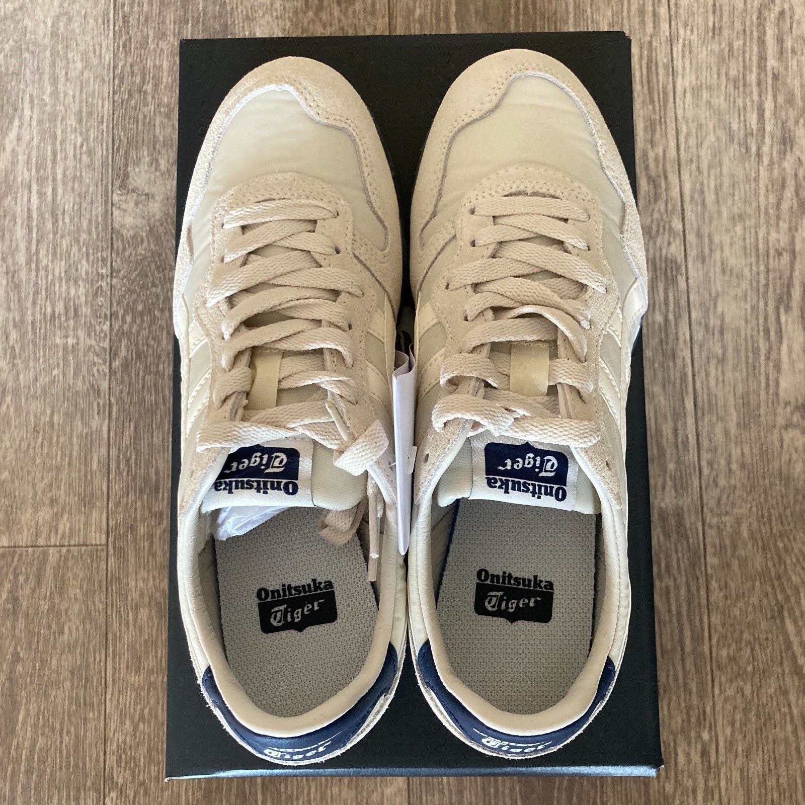 Onitsuka Tiger SERRANO 1183B400 252 OATMEAL/CREAM New in Box from Japan