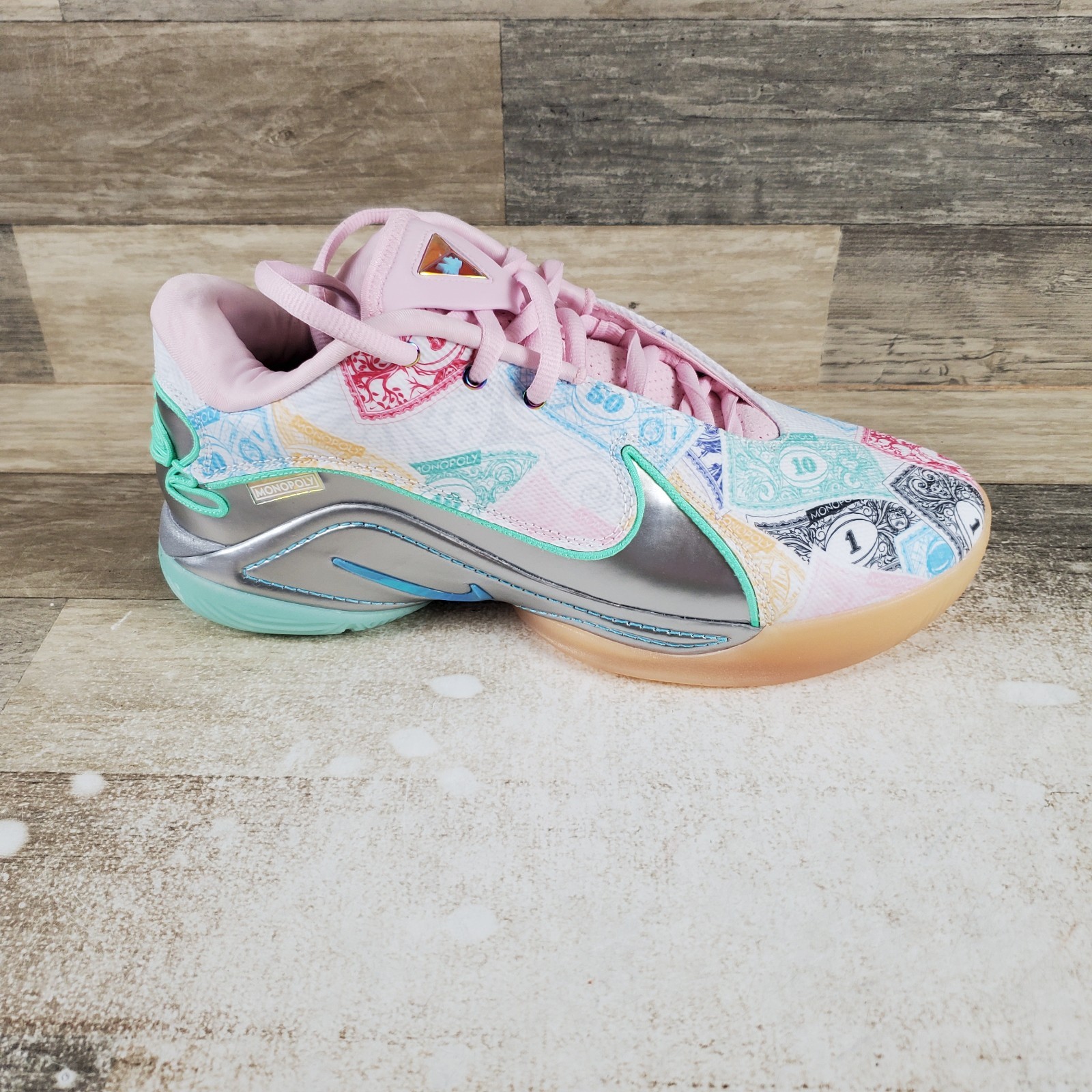 Nike LeBron 22 Mens Shoes Sz 10 Running Monopoly White Silver Lace Up Sneakers