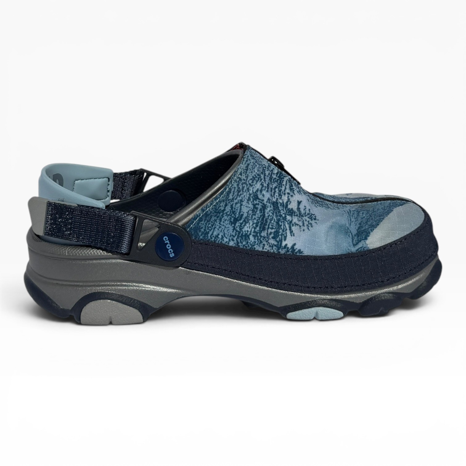 Crocs x Busch Light All Terrain Clogs Kids M4 W6 Insulated Blue Mountain Zip