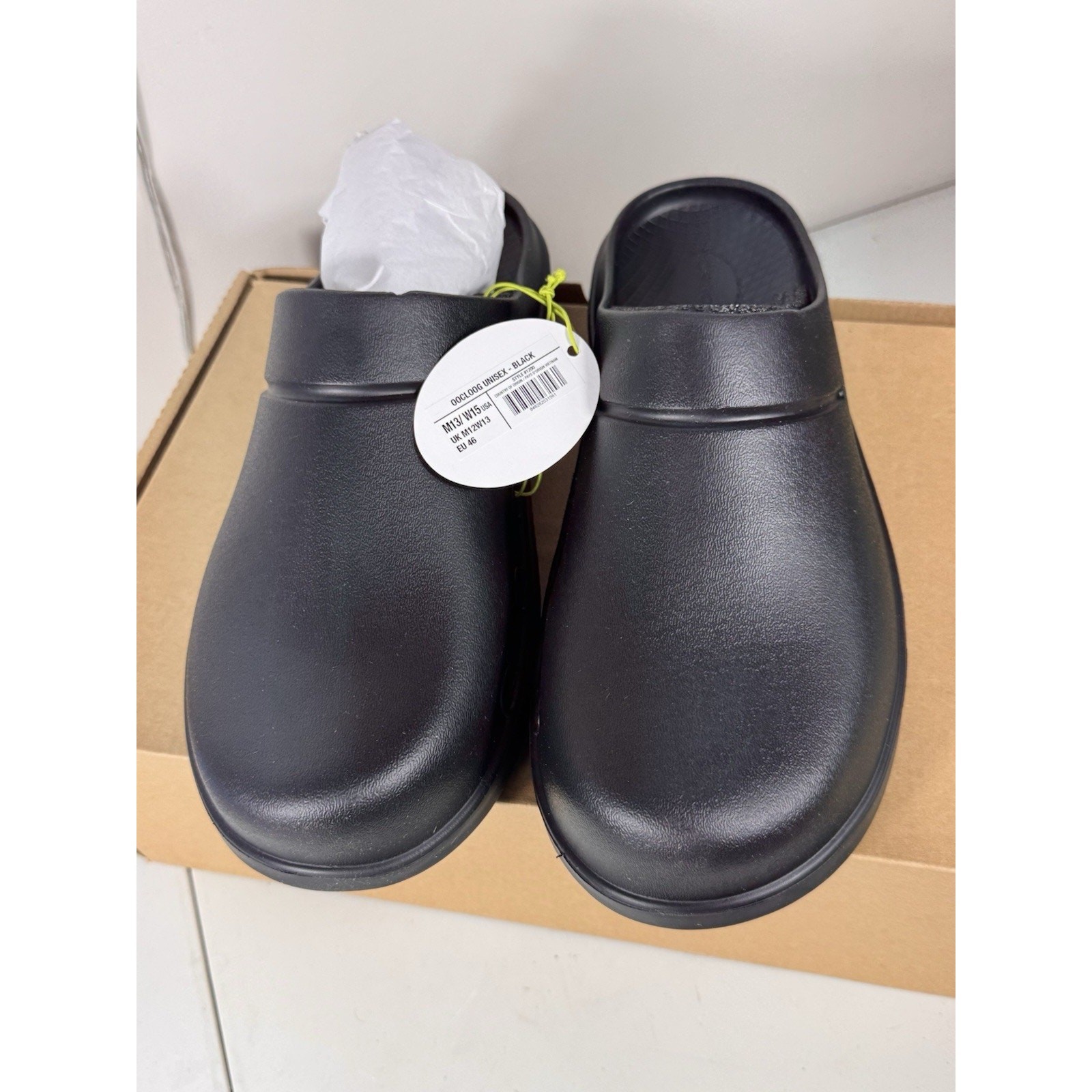 OOFOS OOcloog Unisex Black Recovery Clogs M13 W15 EU46 Comfort Slip-On