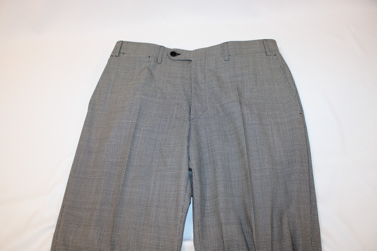 Canali Men’s Made in Italy Tweet Grey Wool Suit Size 38L/30W