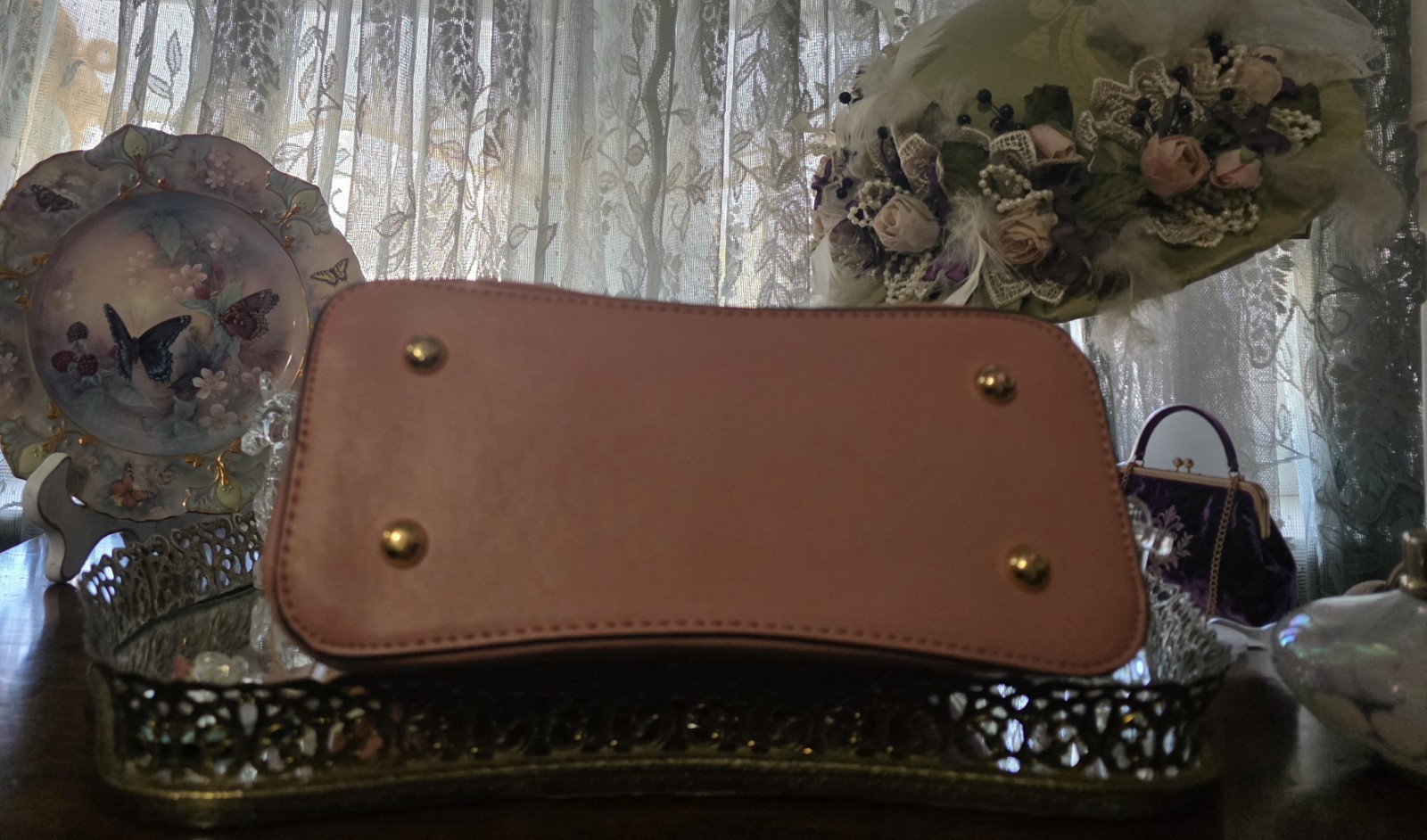 Women’s Pink Handbag Butterfly Tag Crossbody Zip & Magnetic Closure Hi End NWT