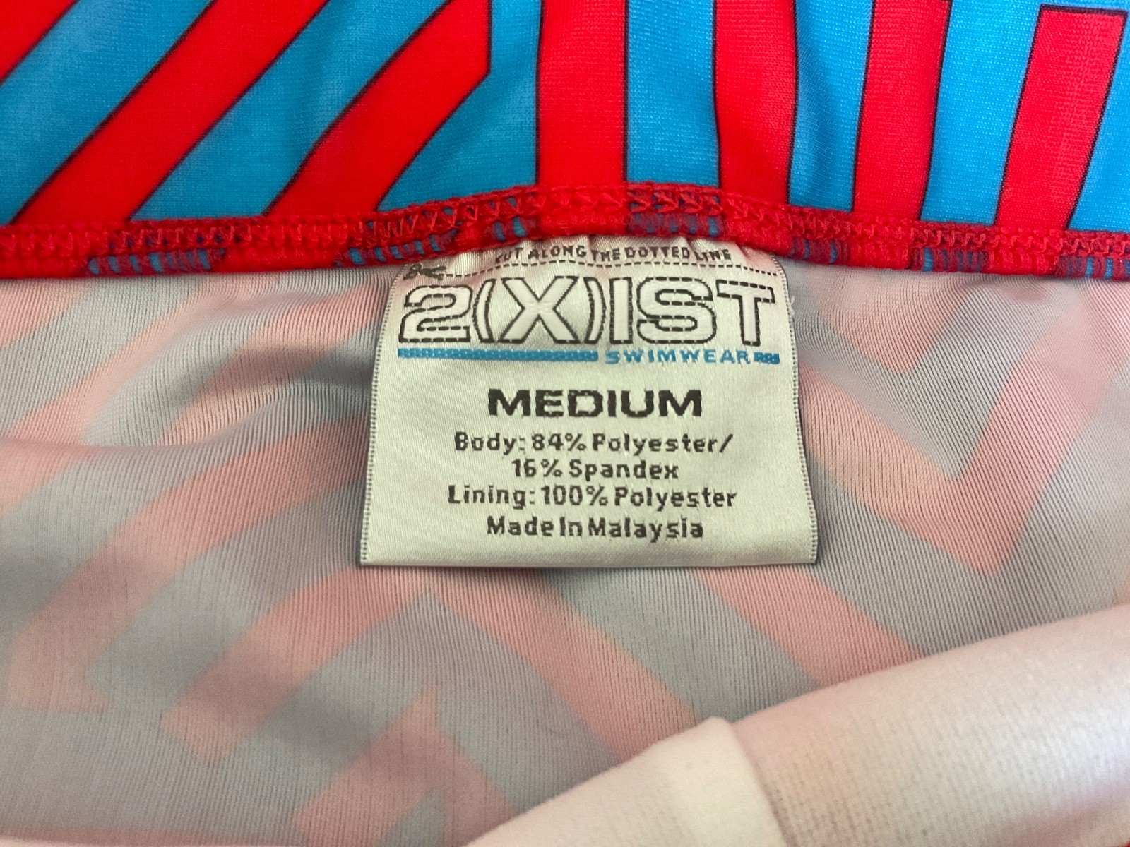 2(x)ist 2xist Men’s Cabo Swim Trunk Red/Blue Geo Medium New with Tags!
