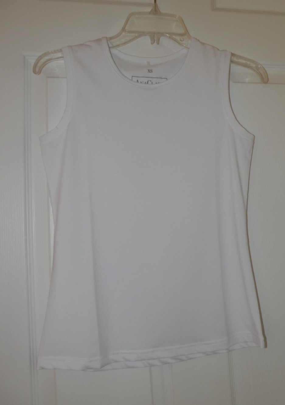 Ana Clare UPF 50 Womans Sleeveless Top Size XS NWOT