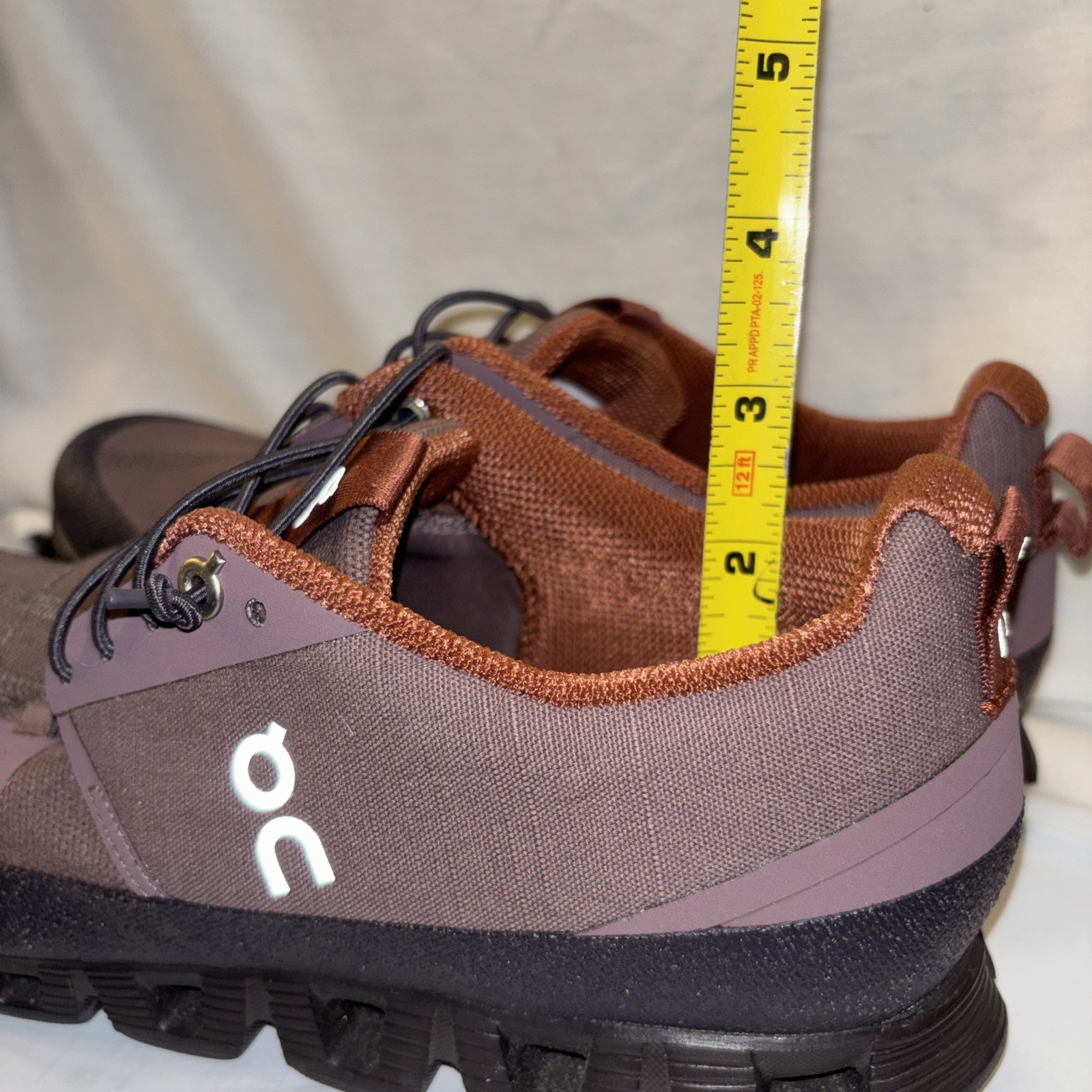 On Cloud Dip Running Shoe Sneaker Grape/Brown Pebble MonoChrome Women’s Sz 8.5W