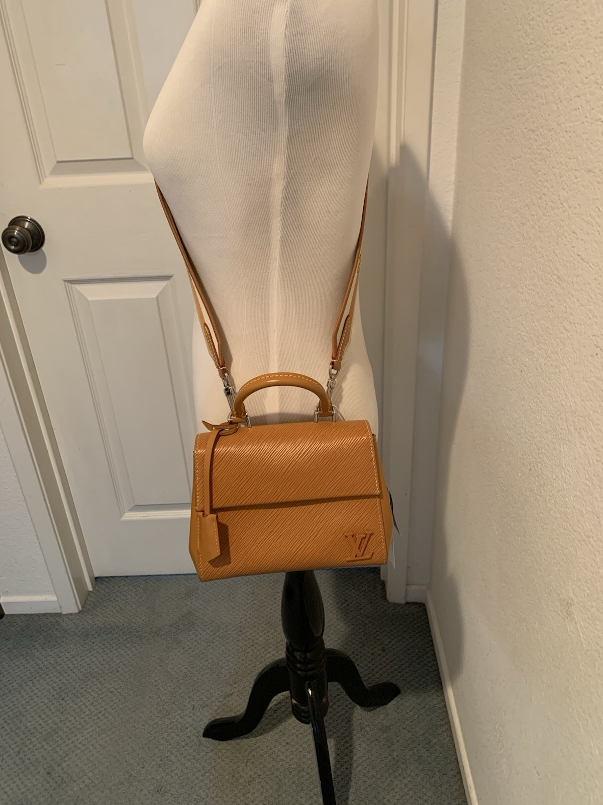 Louis Vuitton Brown Epi Satchel Top Handle Flap w Detachable Crossbody Strap