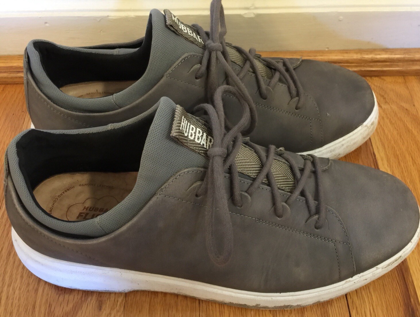 Men’s Shoes Hubbard Flight 11.5 W M1600-049 W Gray White Leather — See Details