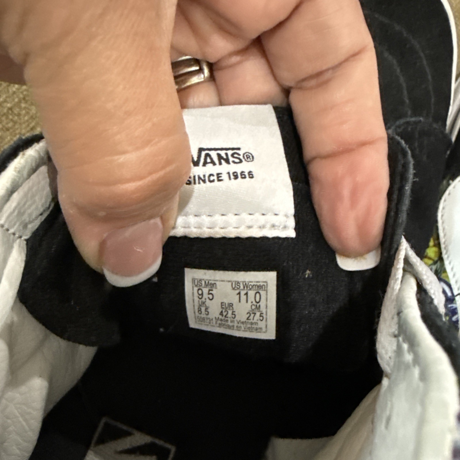 VANS Sk8 Hi Fruit Skull Skeleton Black White Striped Shoe Unisex Sz M 9.5 /W 11