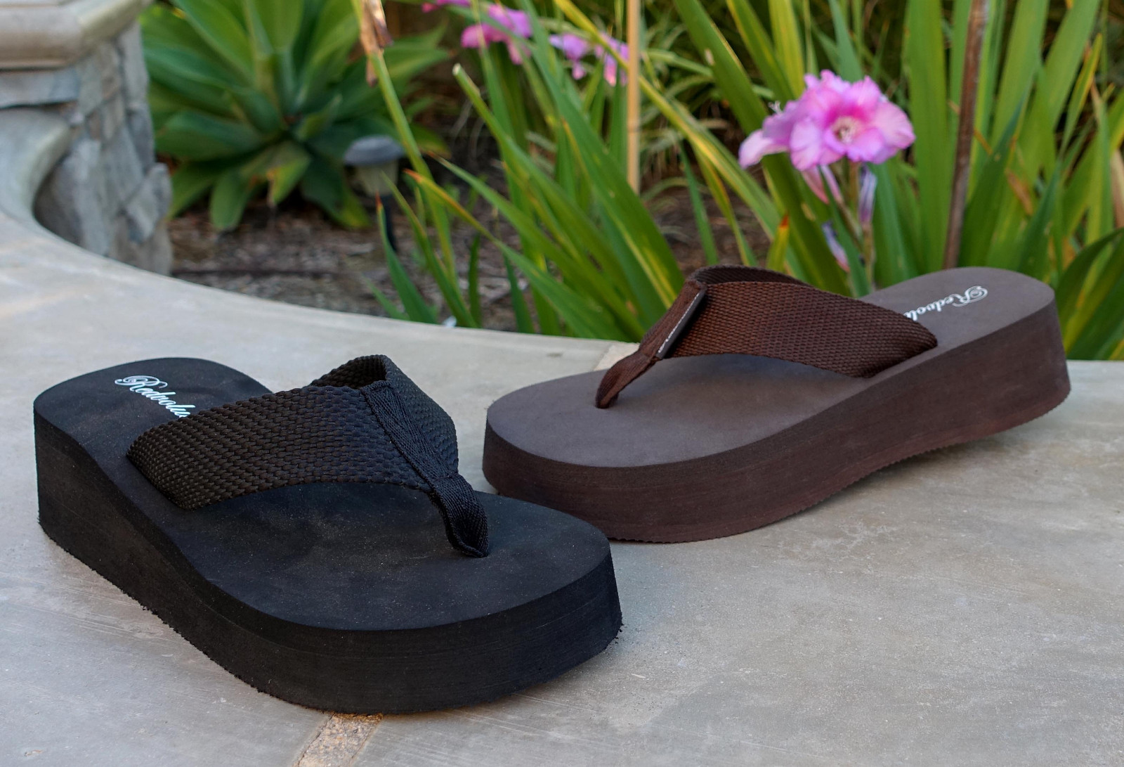 NEW Women’s Platforms Mini Wedge T-Strap Sandals Flip Flops Size 5-11-1068