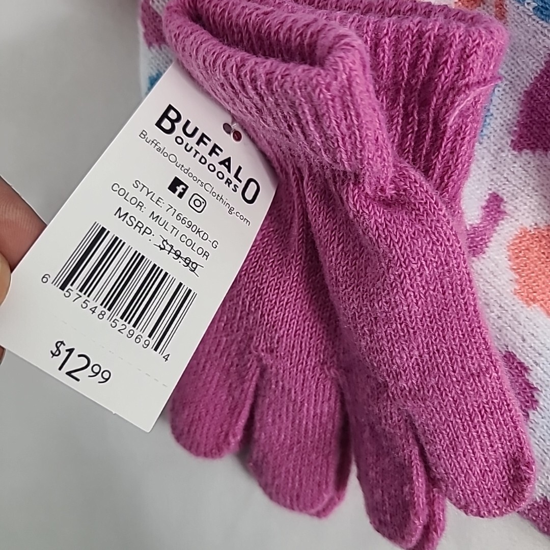 New Buffalo Outdoors Youth White Pink Blue Beanie and Gloves 2 Piece Set $13
