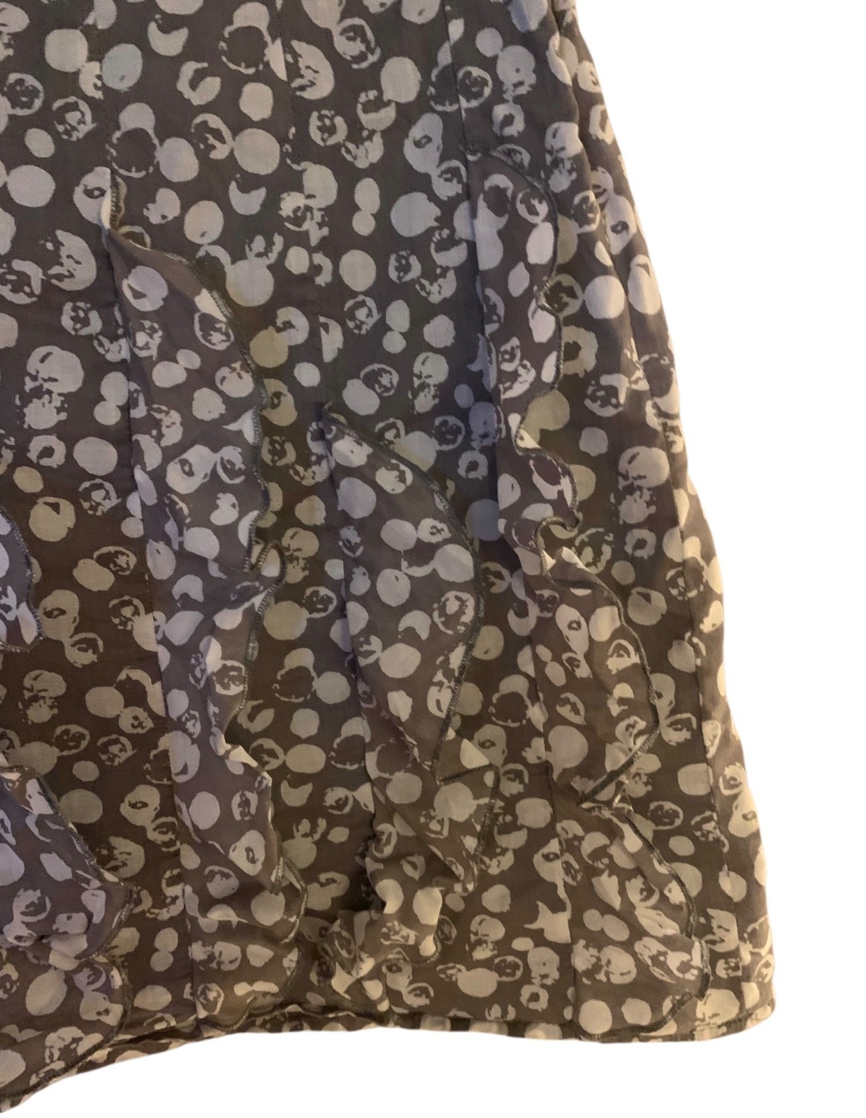 LOFT Light Gray + White Lightweight Lined Ruffle Trim Mini-Length Skirt Size 6P