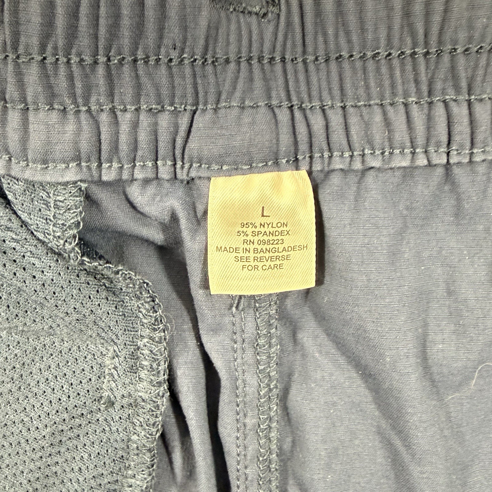 Magellan Outdoors Fish Gear Shorts Men’s Large Water Repellent Blue