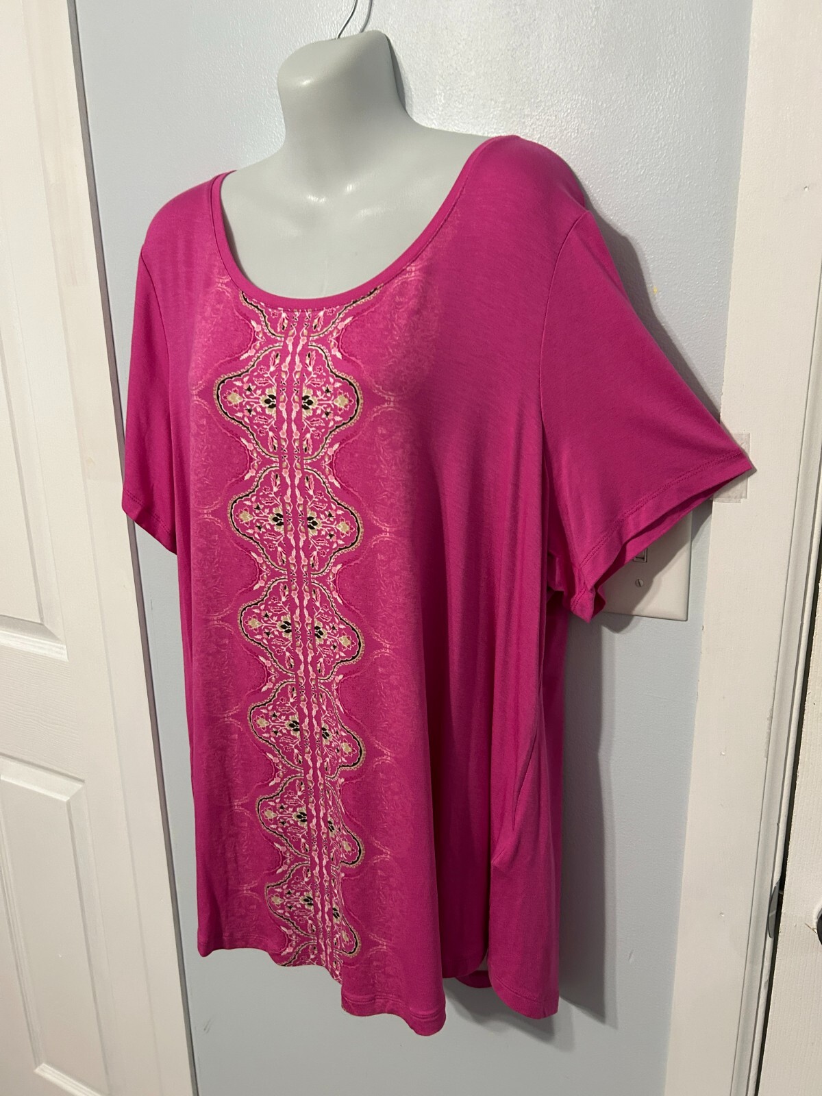 NWT JM Collection Petunia Pink Floral & Paisley Top with Short Sle Plus Size 2X