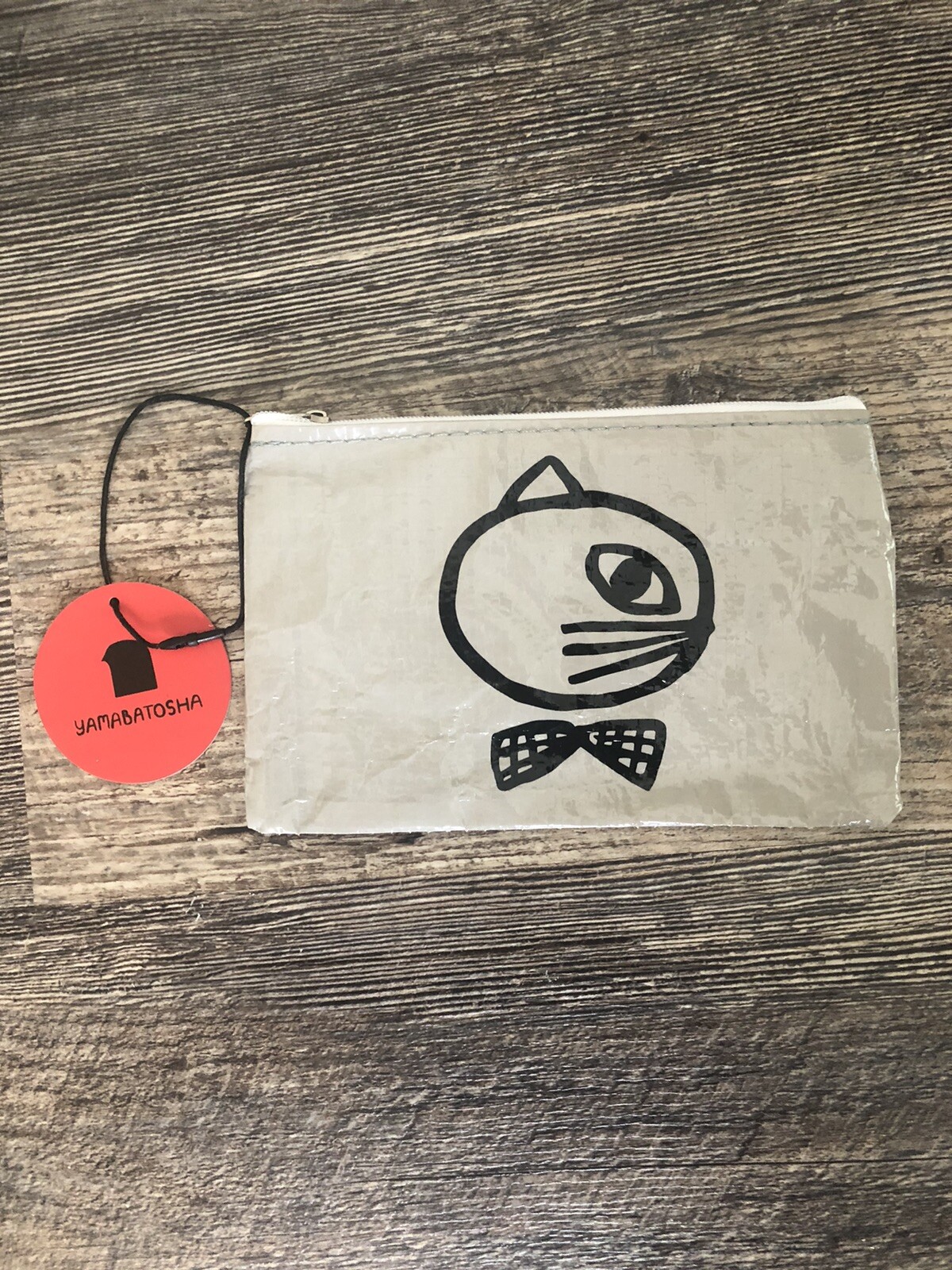Yamabatosha crinkle coin purse! Cat! Approximately 7”x4 1/2” Japan Import! New!