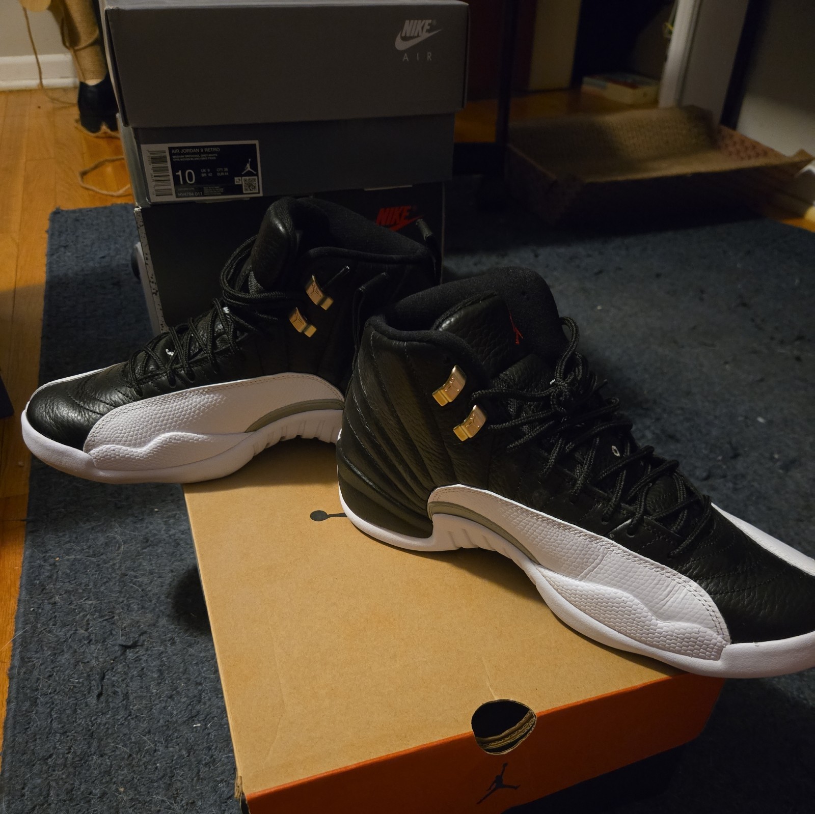 Jordan 12 Playoffs Mens Size 10