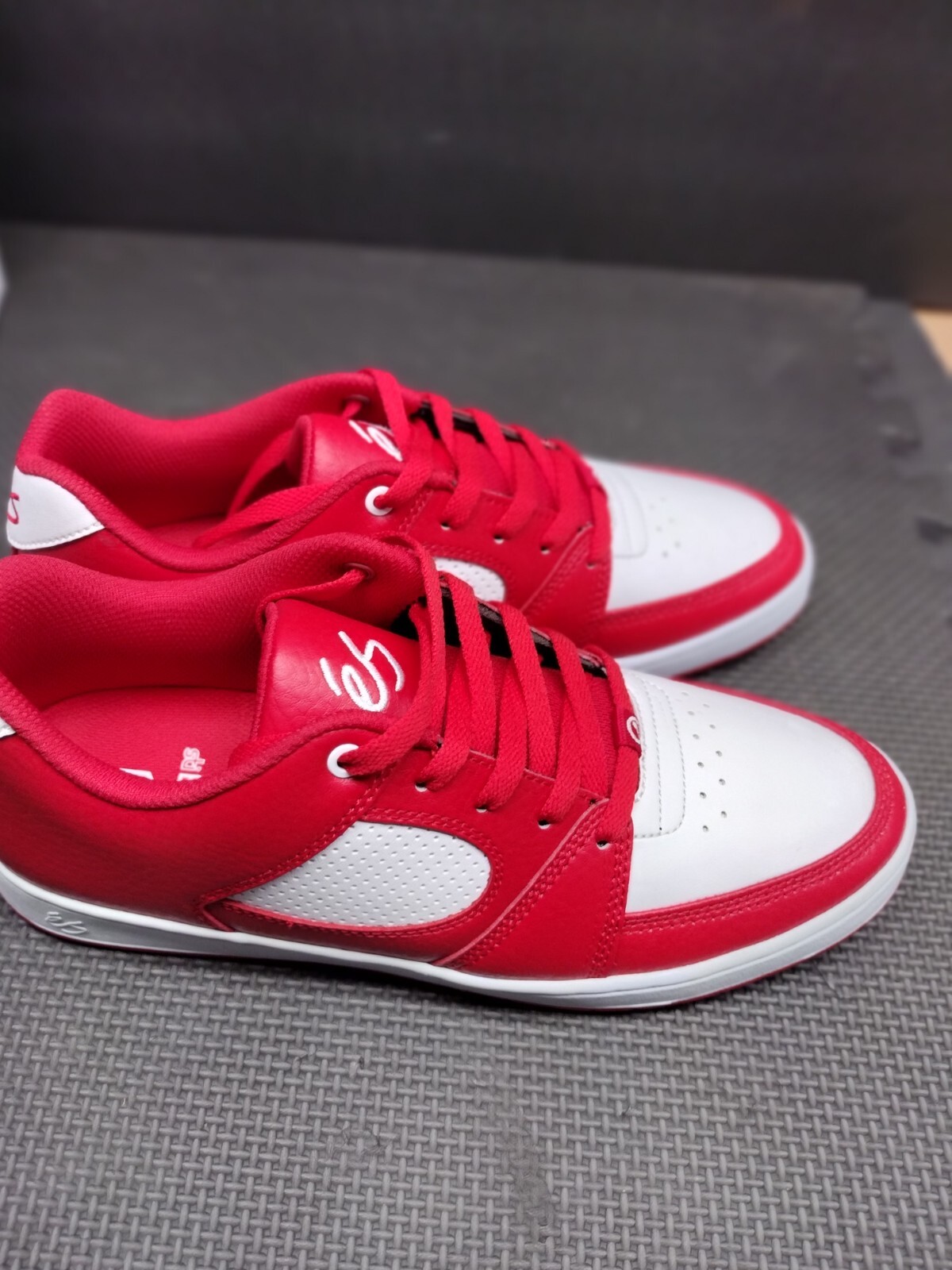 Es Accel Slim White/Red skate shoes SIZE IN PICTURES BLACK SALES SAMPLE NEW