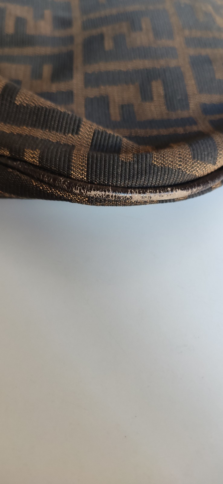 Fendi Oyster