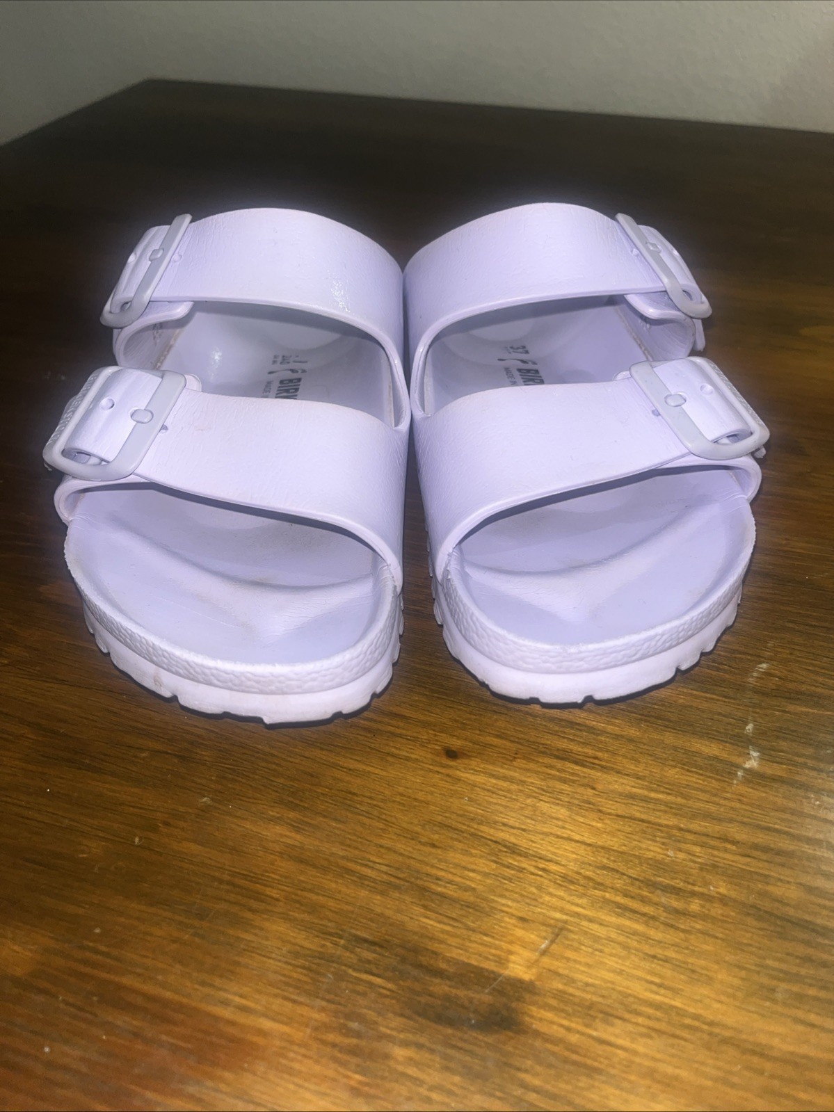 BIRKENSTOCK LAVENDER PURPLE/LILAC SLIDES/WATERPROOF/SIZE 37 US SIZE 7