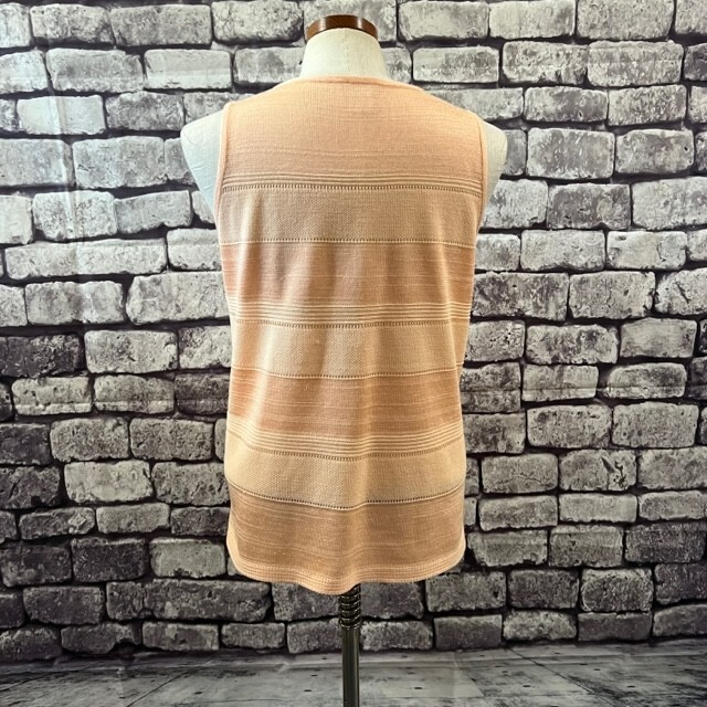 Chico’s Pale Peach U Neckline Sleeveless Tank Size M Polyester & Cotton