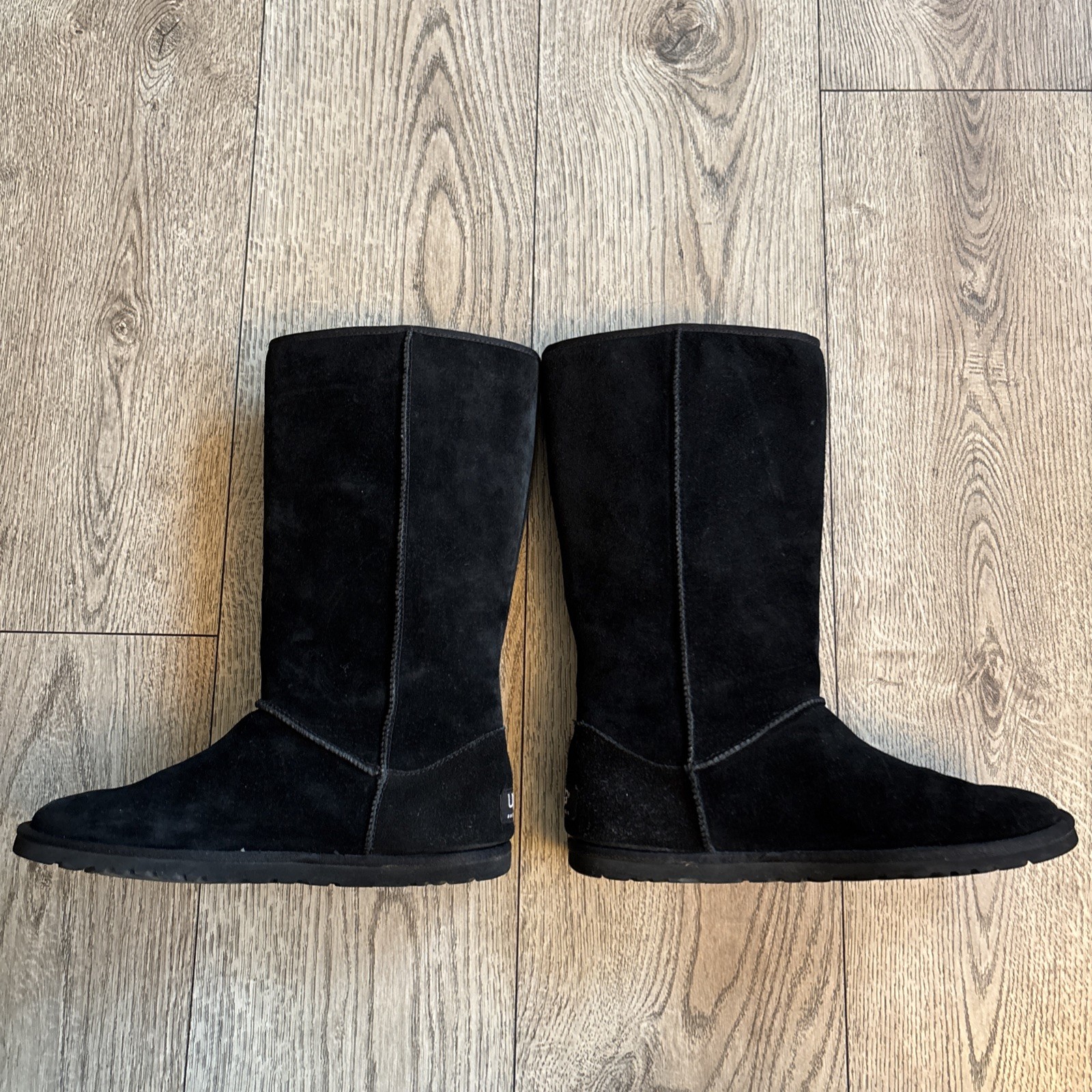 UGG Australia Women’s 3387 Lo Pro Button Fold Over Black Boots Size 8