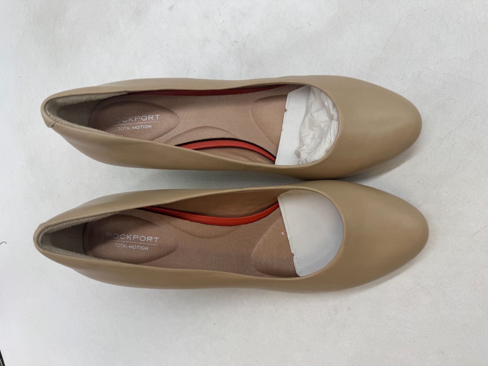 Rockport Total Motion Leah Pumps Women’s Tan Leather Slip-On Comfort – 7.5