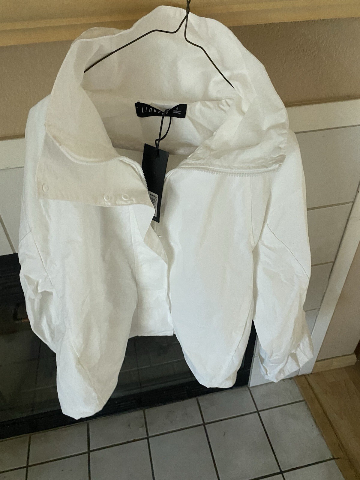 Lioness Shoreline Windbreaker Small White