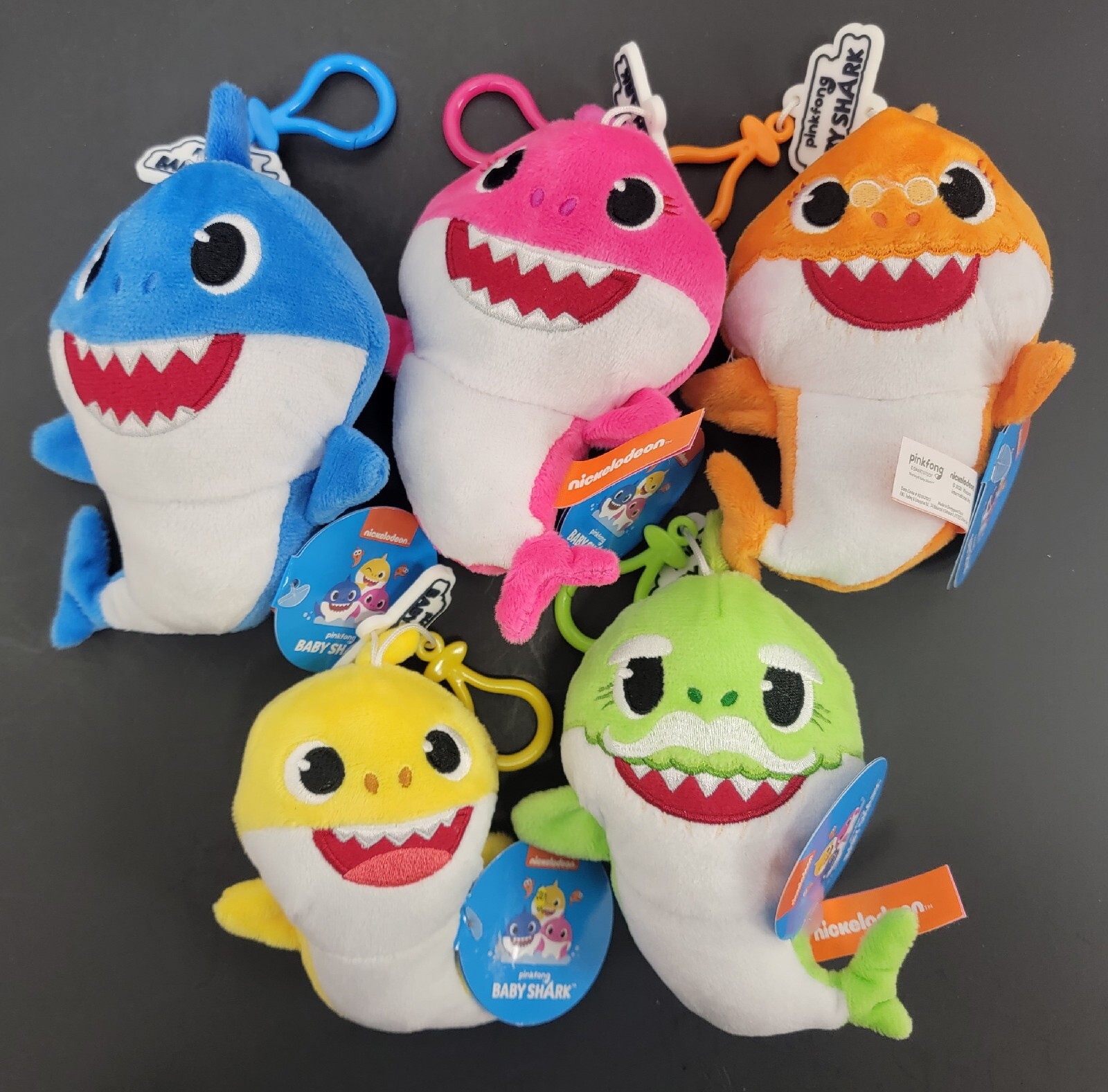 Nickelodeon Pinkfong Baby Shark 5” Clip On Toy Change Purse – NEW – Select Color