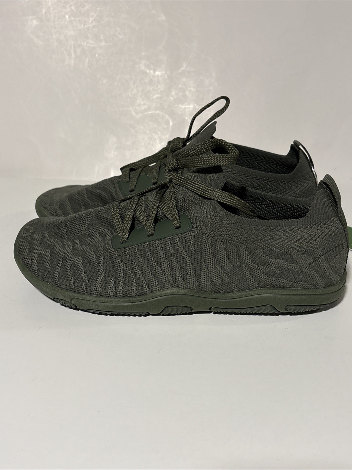 Hike Footwear Comforto Max W9 M7 EU40 Green Barefoot Shoes Sneakers NWT