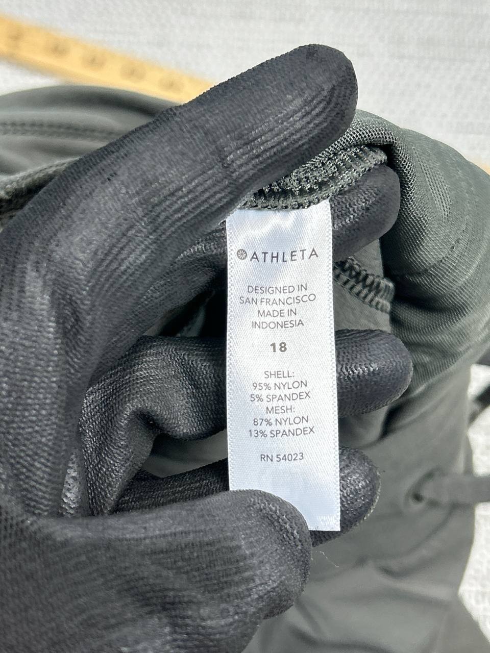 Athleta Trekkie North Legacy Jogger Pants Womens 18 Green Abrasion Resistant