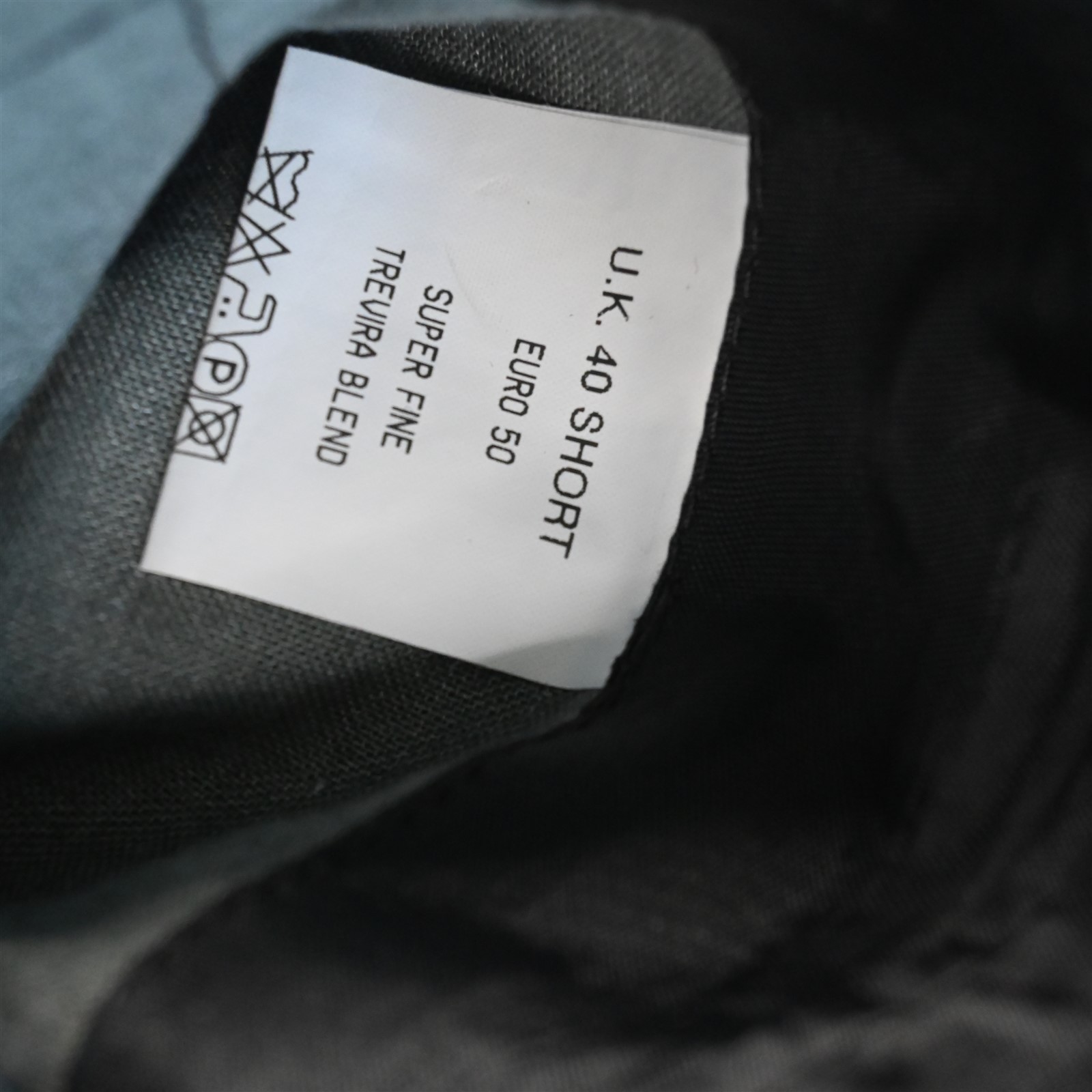 Alexandre 40S 33×30 Gray Striped Super Fine Trevira Mens Jacket Pants Suit