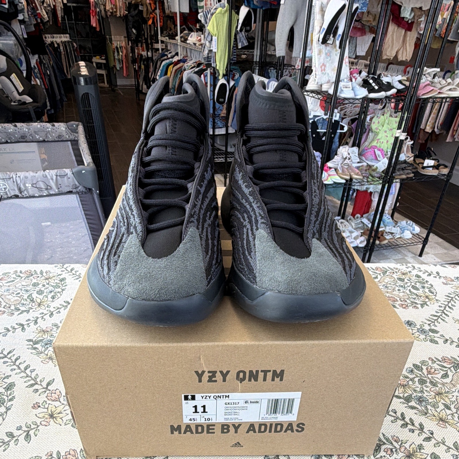 adidas Yeezy QNTM Quantum Onyx GX1317 Men’s Mid Top Lace-Up Sneaker Black