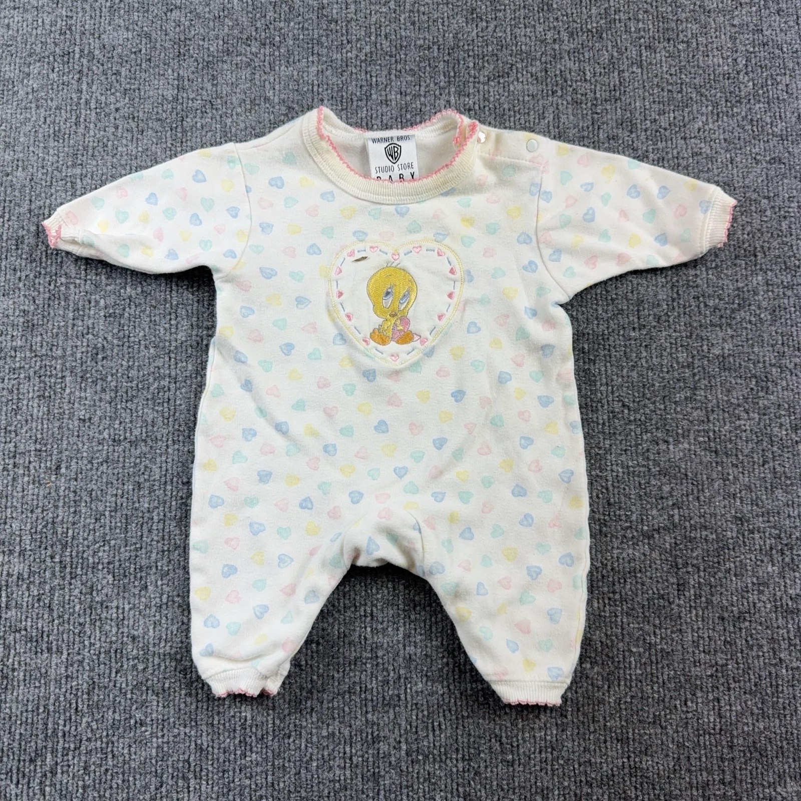 Vintage Warner Bros Tweety Looney Tunes One Piece Girls 0-3M Heart Coverall