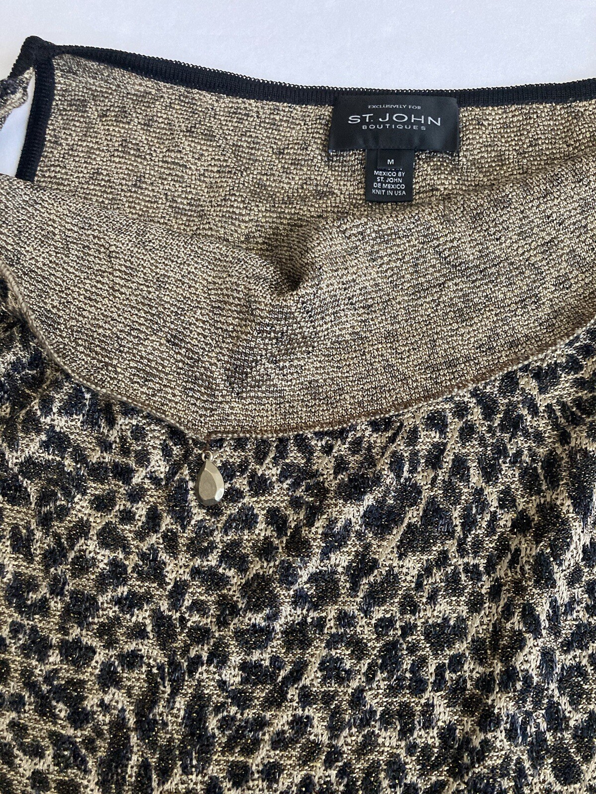 ST. JOHN Boutiques Animal Print Gold Metallic Knitted Tank Top Women’s Size M