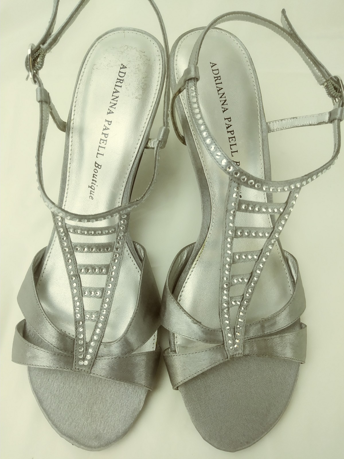 Adrianna Papell Boutique Wos Heels US 10 M silver Fabric crystal wedding 2641