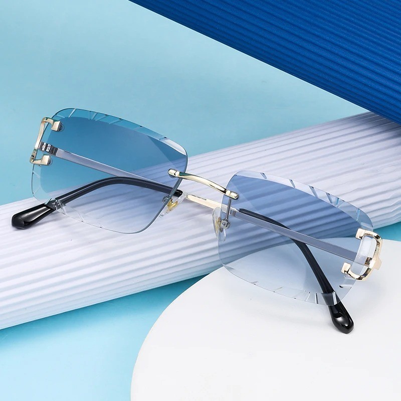USA- Big C Diamond Cut Fade Frameless Lens Gold Frame in Box