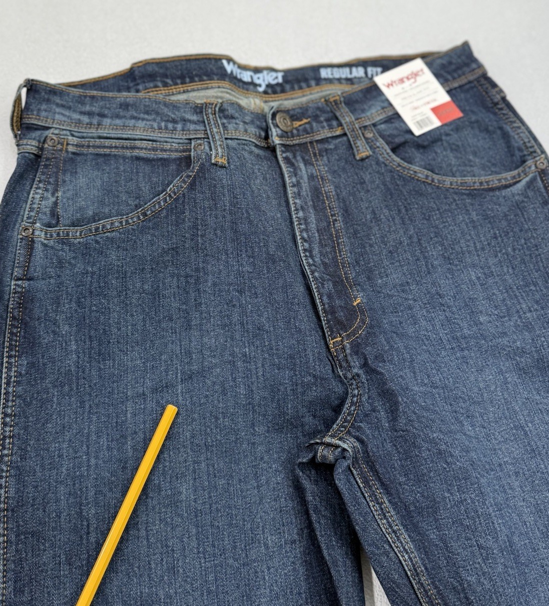 Wrangler Men’s Regular Fit Regular at Seat & Thigh Pants, Dark Blue, Size 34X34