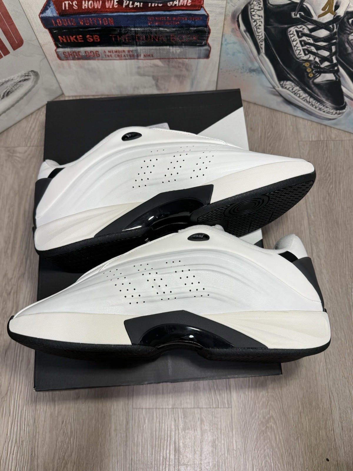 New Adidas Nova IIInfinity White/Blk Basketball Shoe Men Size 13.5, 14.5, 15, 16