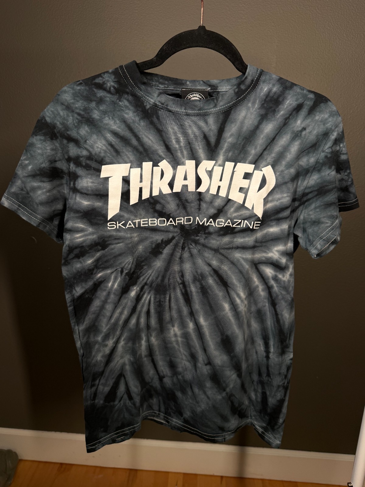 Thrasher T-Shirt Unisex Small Black Tie-Dye Graphic Logo Short-Sleeve Crew Neck