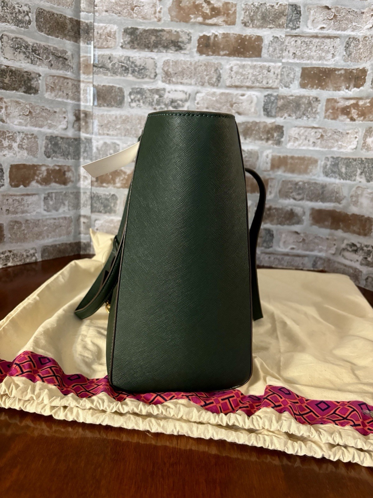 NWT Tory Burch Robinson Saffiano Pine Green Large Handbag W/Dust Bag (nonsmkr)