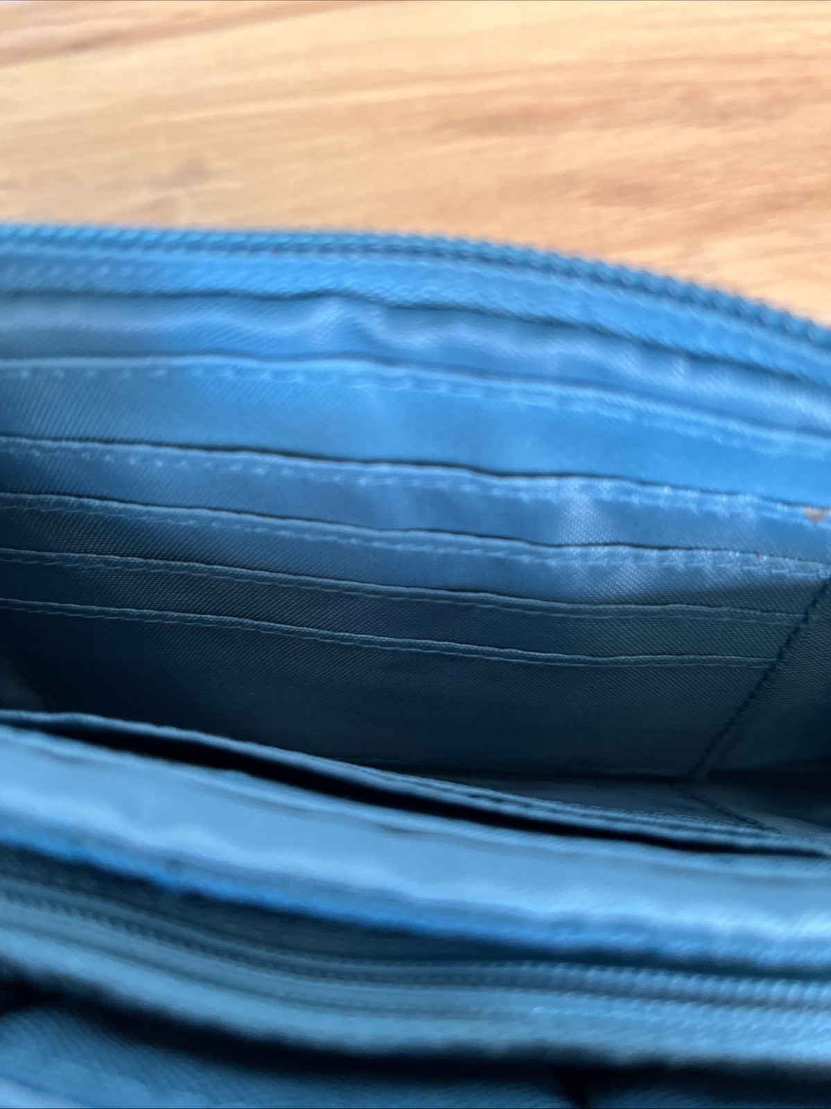 Thirty One Vary You Teal Wristlet
