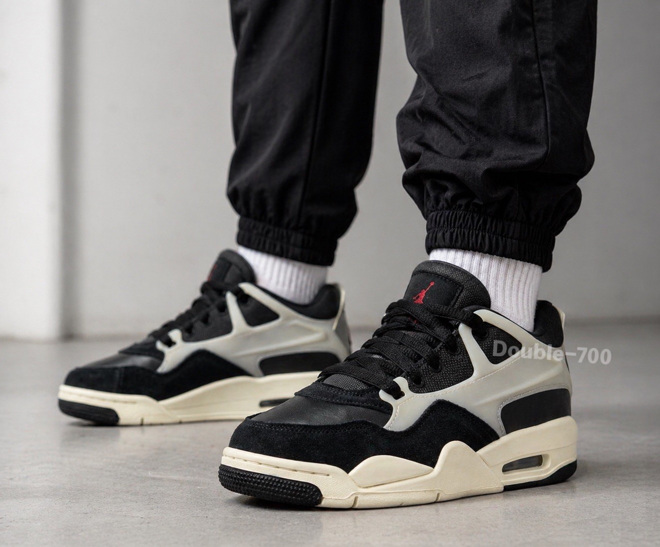 Nike Air Jordan 4 RM Black Sail FQ7939-006 Men’s Size 10.5-12