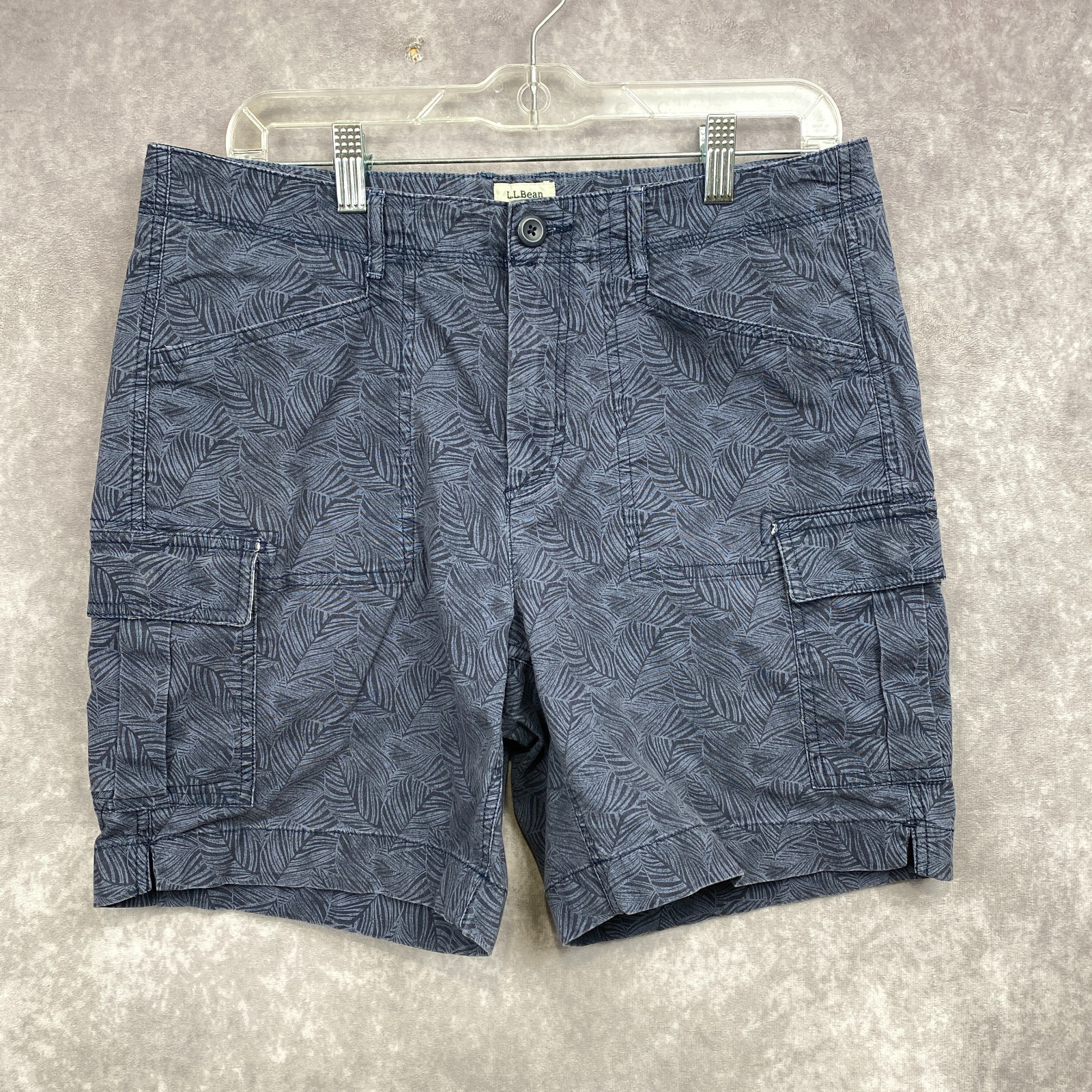 L.L. Bean Cargo Shorts Womens 12 Reg Blue Floral All Over Print Hiking Stretch