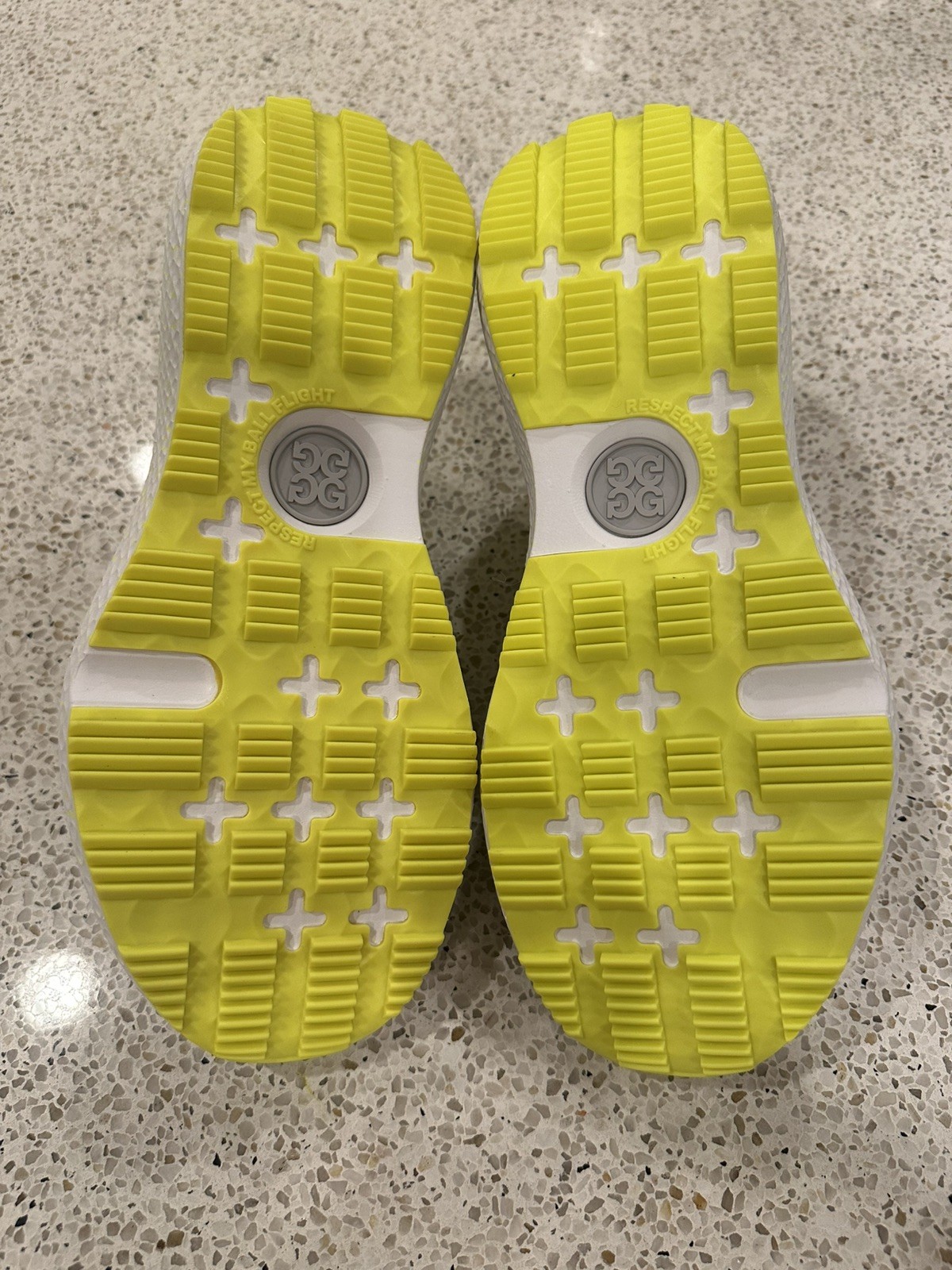 NEW G/Fore MG4X2 Mens Size 9 Cross Trainers Golf Shoes Grey Yellow GMF000140
