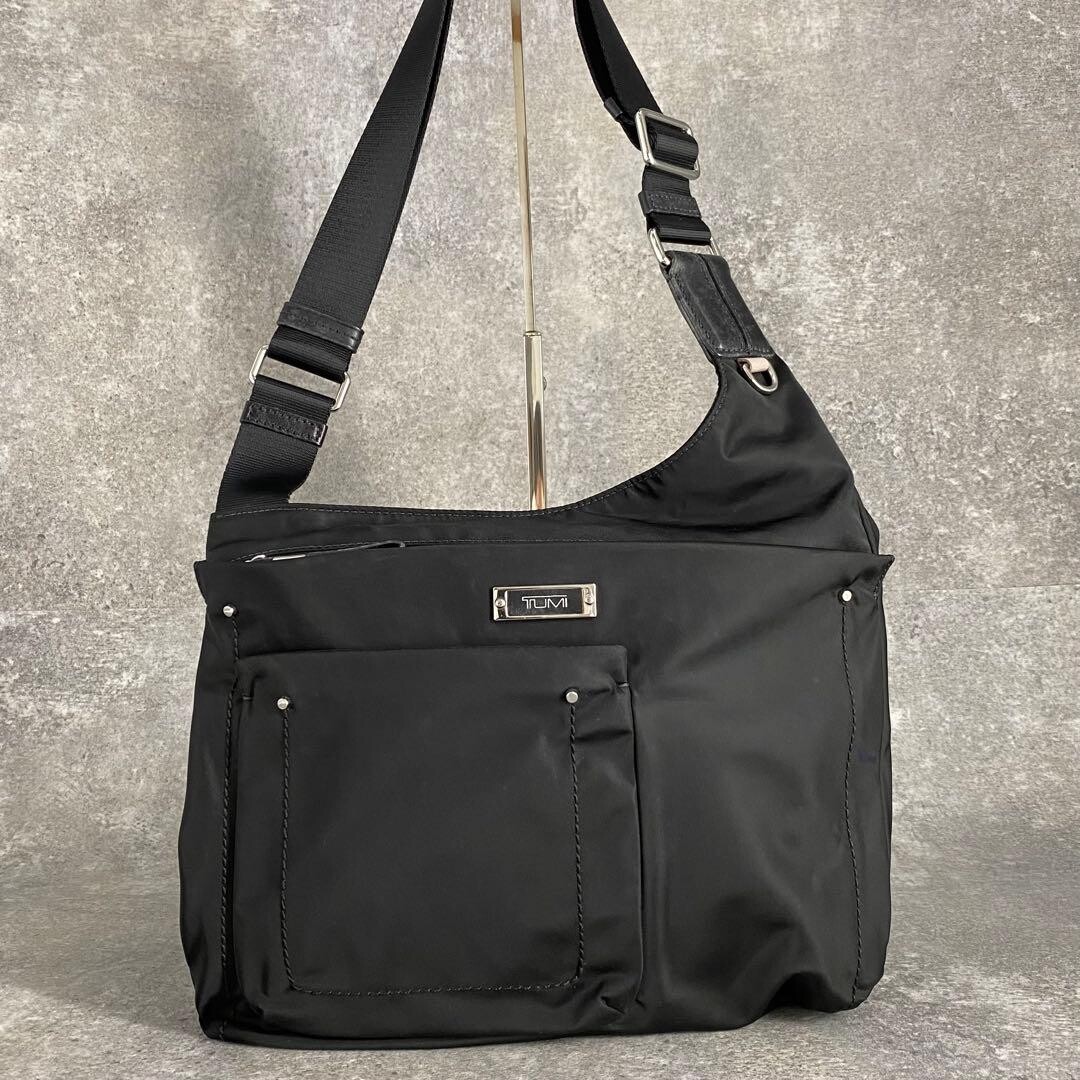 TUMI Sumatra Black Nylon Crossbody Bag Shoulder Bag Men Woven 12.6 x 11.4 in