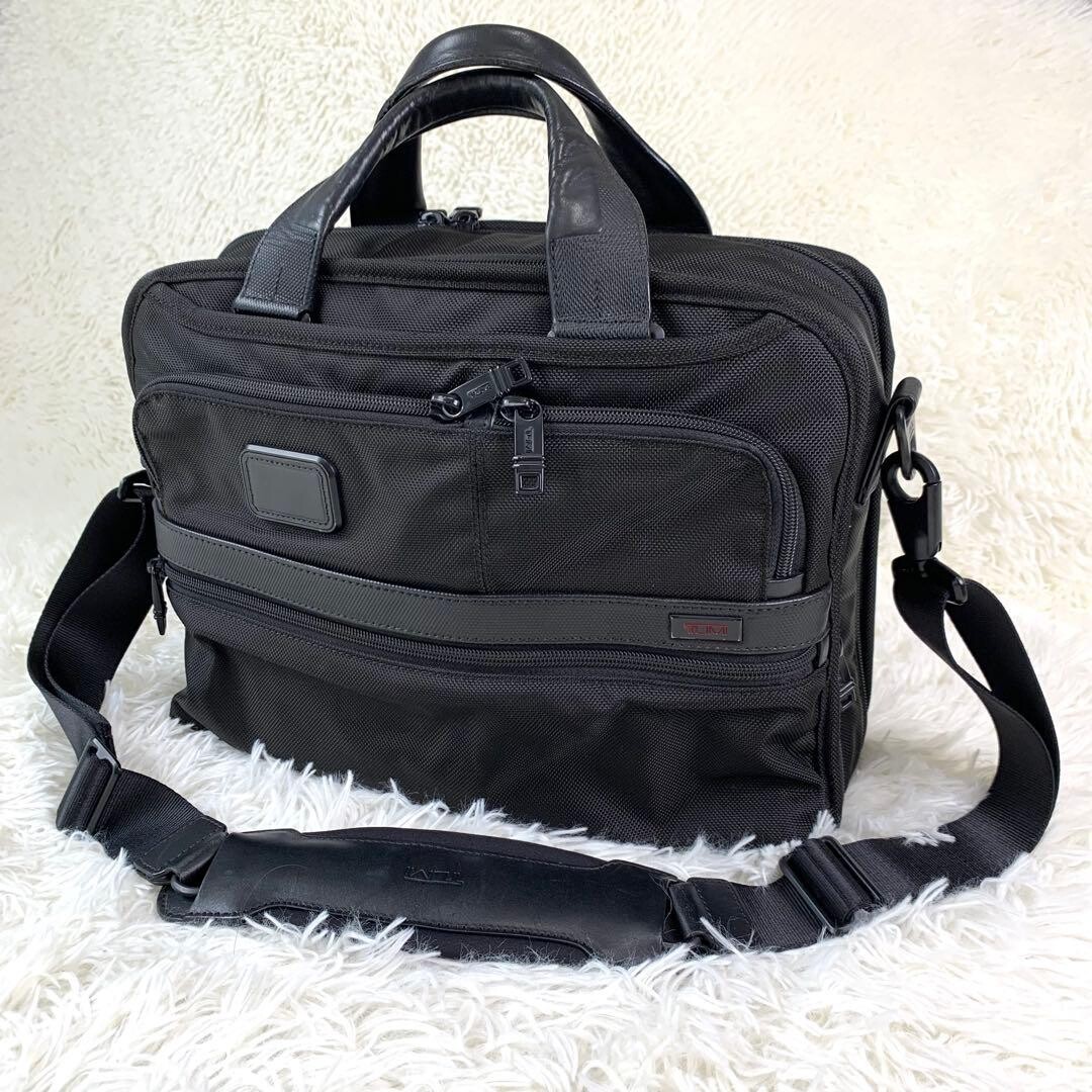 TUMI Alpha 2 26120D2 Black Nylon 2 Way Business Briefcase Bag Auth