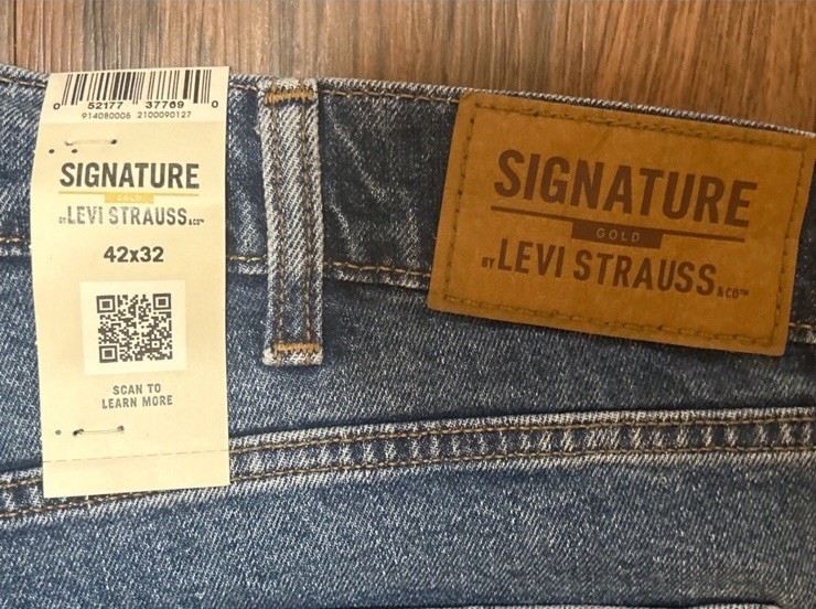 Signature by Levi Strauss Gold Relaxed Fit Men Straight Leg Jeans Blue 42×32 NEW