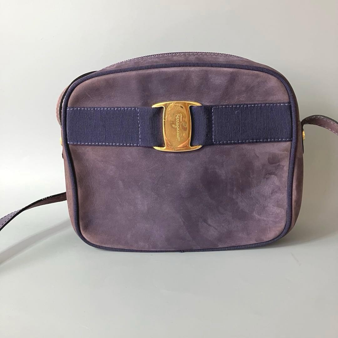 Ferragamo Vara Suede Leather Shoulder Bag 6.3×7.9×2.8in Used