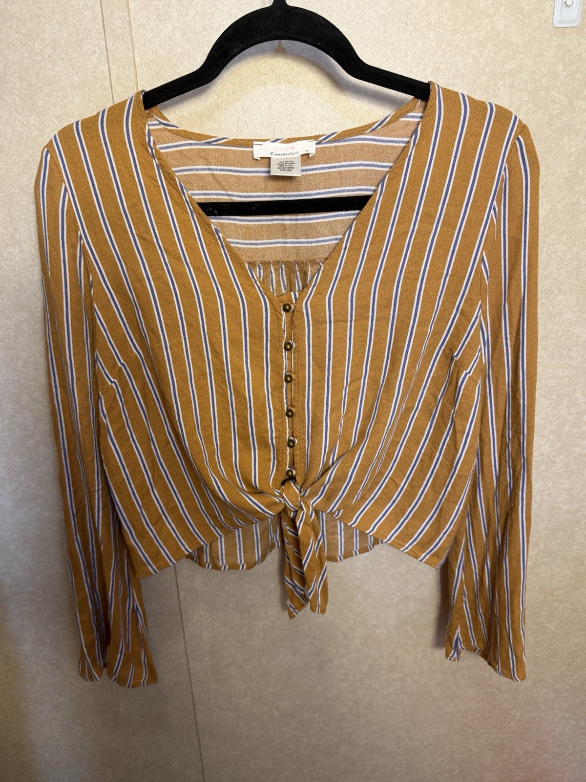 Urban Romantics Blouse Women’s Medium Orange Blue Button V-Neck Stripe Crop Top