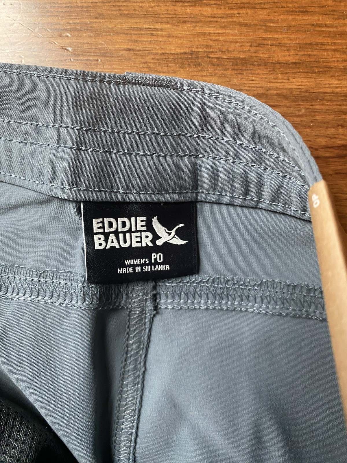 Eddie Bauer Women’s Rainier Graphite Hiking/Outdoor Capri Pants NWT Size 0P