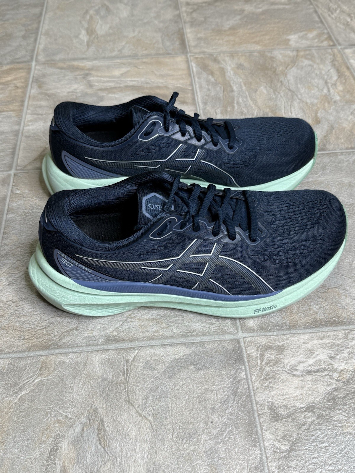 Asics Gel-Kayano 30 Women’s Shoe Size 9.5 Blue 1012B357 Preowned